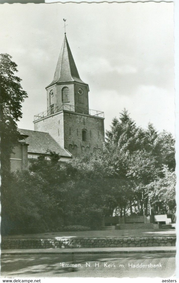 Emmen 1959; N.H. Kerk Met Haddersbank - Gelopen. (Jos Pé - Arnhem) - Emmen