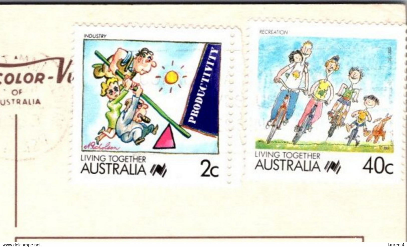 (3 A 9) Australia (posted To New Zealand) Gold Coast (9 Views) Living Together Pair Of Stamps With NO Postmark ! - Gold Coast