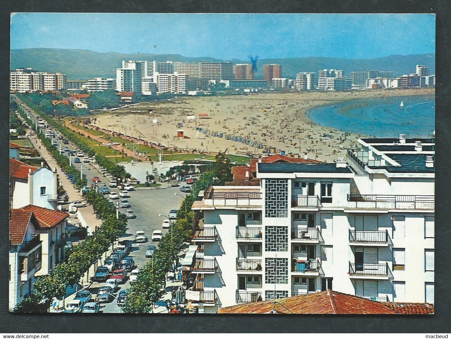 Cpsm Gf - ESPAGNE - CANTABRIE - LAREDO - Avenue De La Victoire Et La Plage   Maca 3374 - Cantabria (Santander)