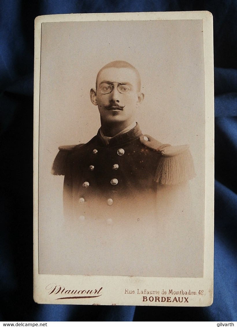 Photo CDV Maucourt à Bordeaux  Portrait Militaire 144e Infanterie  Lorgons Pince Nez  CA 1890 - L565 - Old (before 1900)