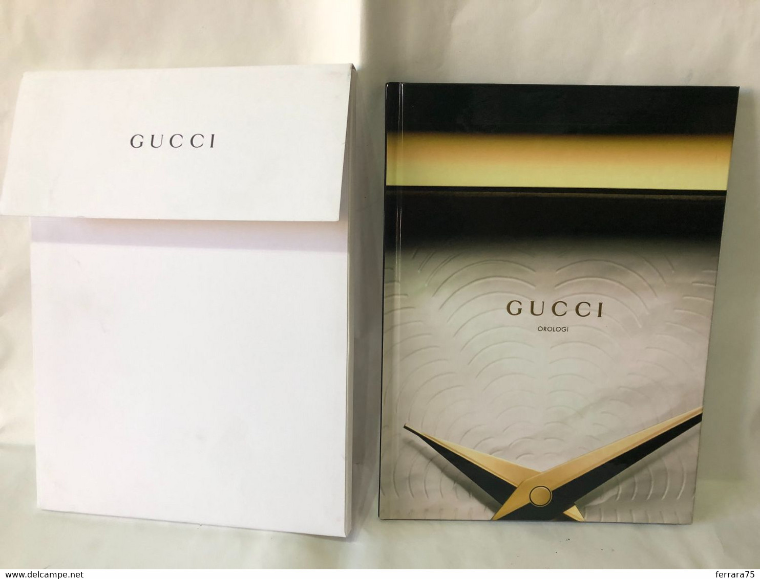 CATALOGO BROCHURE GUCCI OROLOGI PARI AL NUOVO. - A Identificar