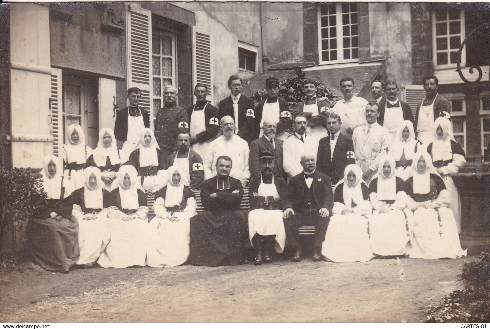 CPA///1258.........CARTE PHOTO HOPITAL MILITAIRE DE ST MALO - Saint Malo