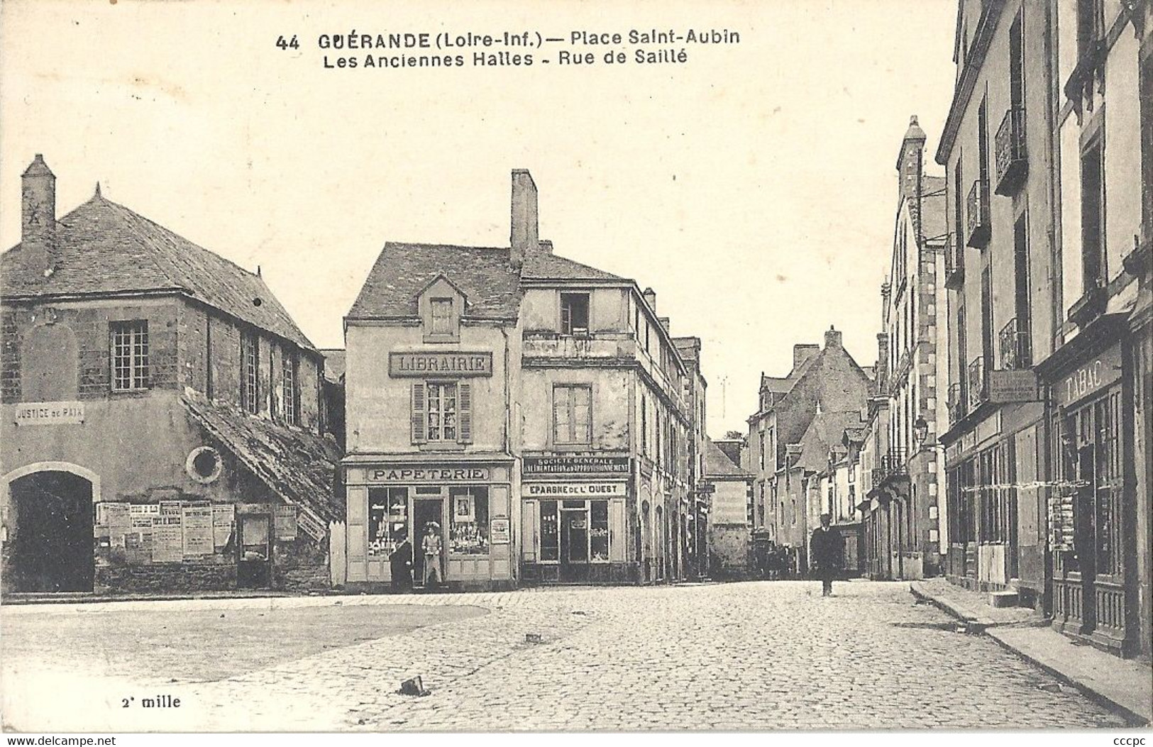 CPA Guerande Place Saint-Aubin Les Anciennes Halles Rue De Saillé - Guérande