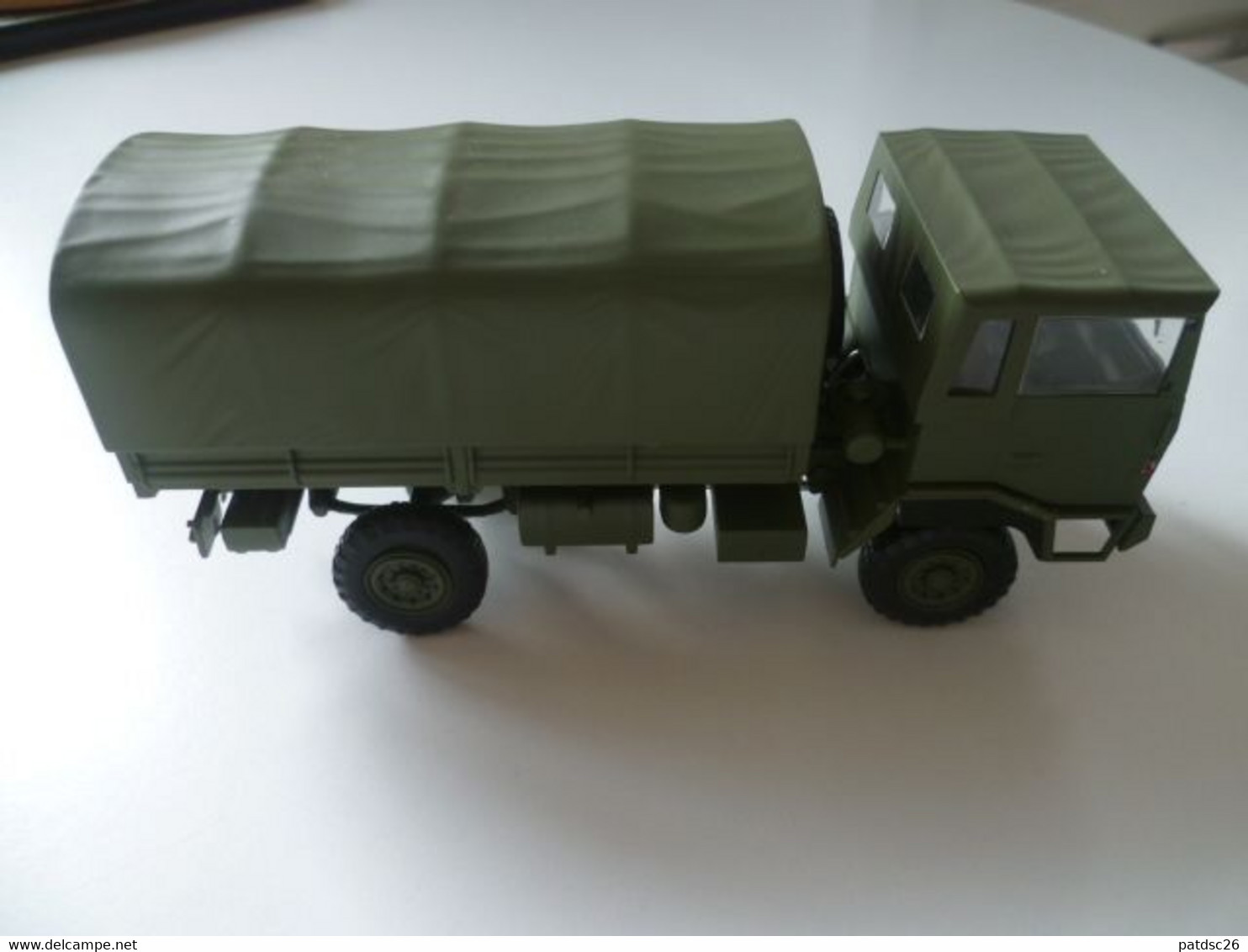 MINIATURE 1/43 °  CAMION   BERLIET    ARMEE MILITAIRE - Altri & Non Classificati