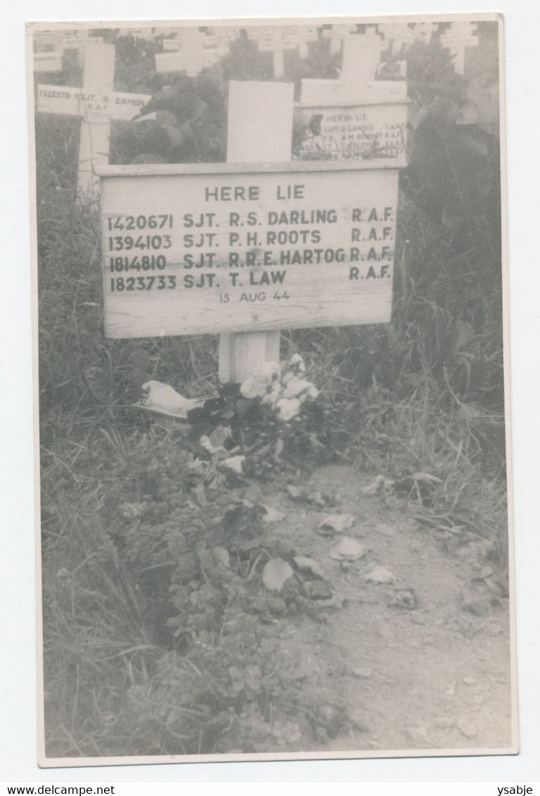 Originele Foto - Graf Van De RAF Piloten 15 Augustus 1944 - Fotograaf: Wiktor Karas (krakow) - War, Military