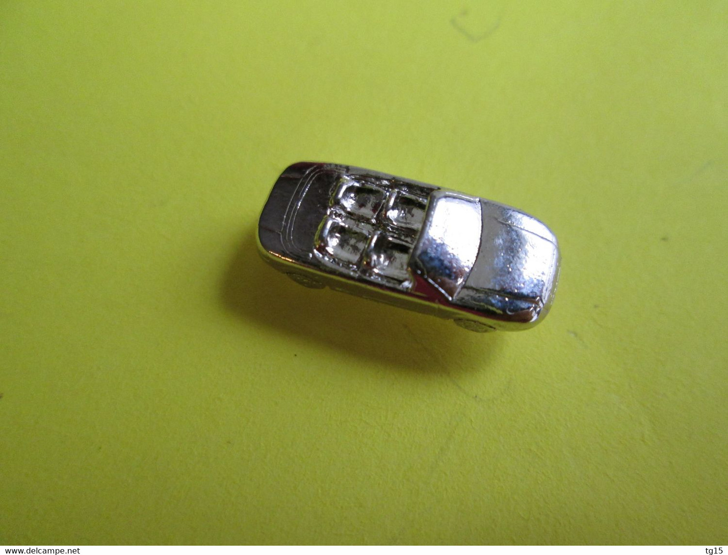 RARE  PIN'S    AUDI   A 4  CABRIOLET      Zamak 3D - Audi