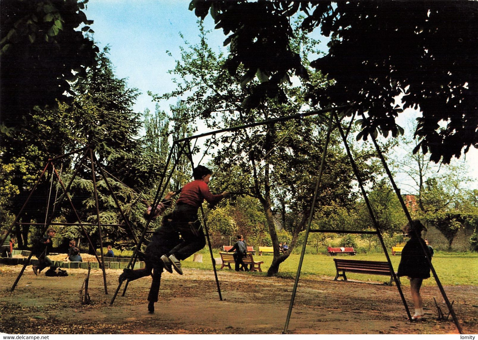 62 Audruicq Le Parc Jeux D' Enfants Balançoires - Audruicq