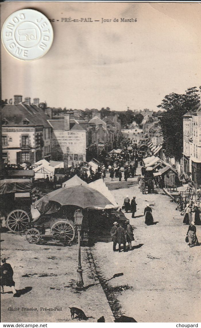 53 - Très Belle Carte Postale Ancienne De  Pré En Pail   Jour De Marché - Pre En Pail