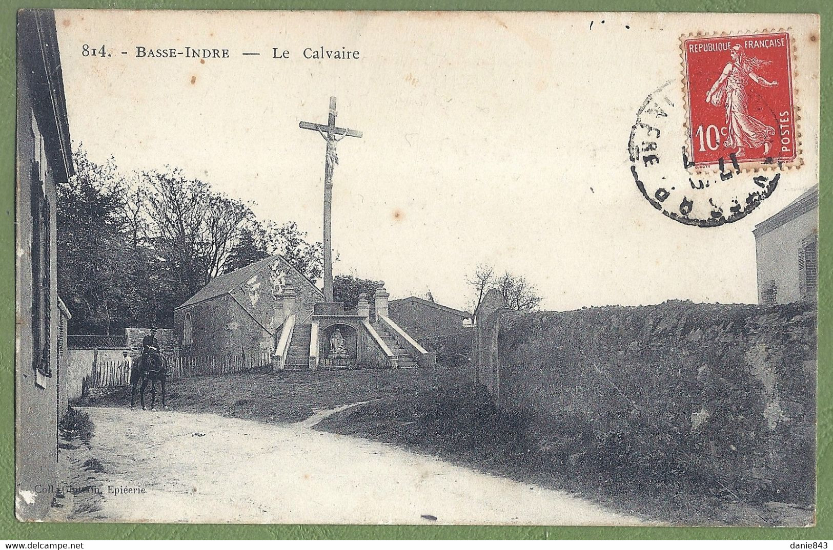 CPA - LOIRE ATLANTIQUE - BASSE INDRE - LE CALVAIRE - Petite Animation, Gendarme A Cheval - Collection Giottain / 814 - Basse-Indre