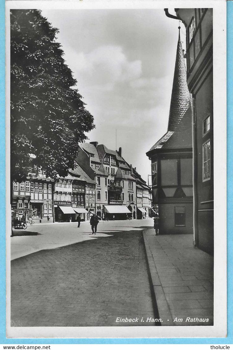 Einbeck  I.Hann-Niedersachsen, Deutschland-Am Rathaus-Marktplatz-Apotheke-Echte Fotographie - Einbeck