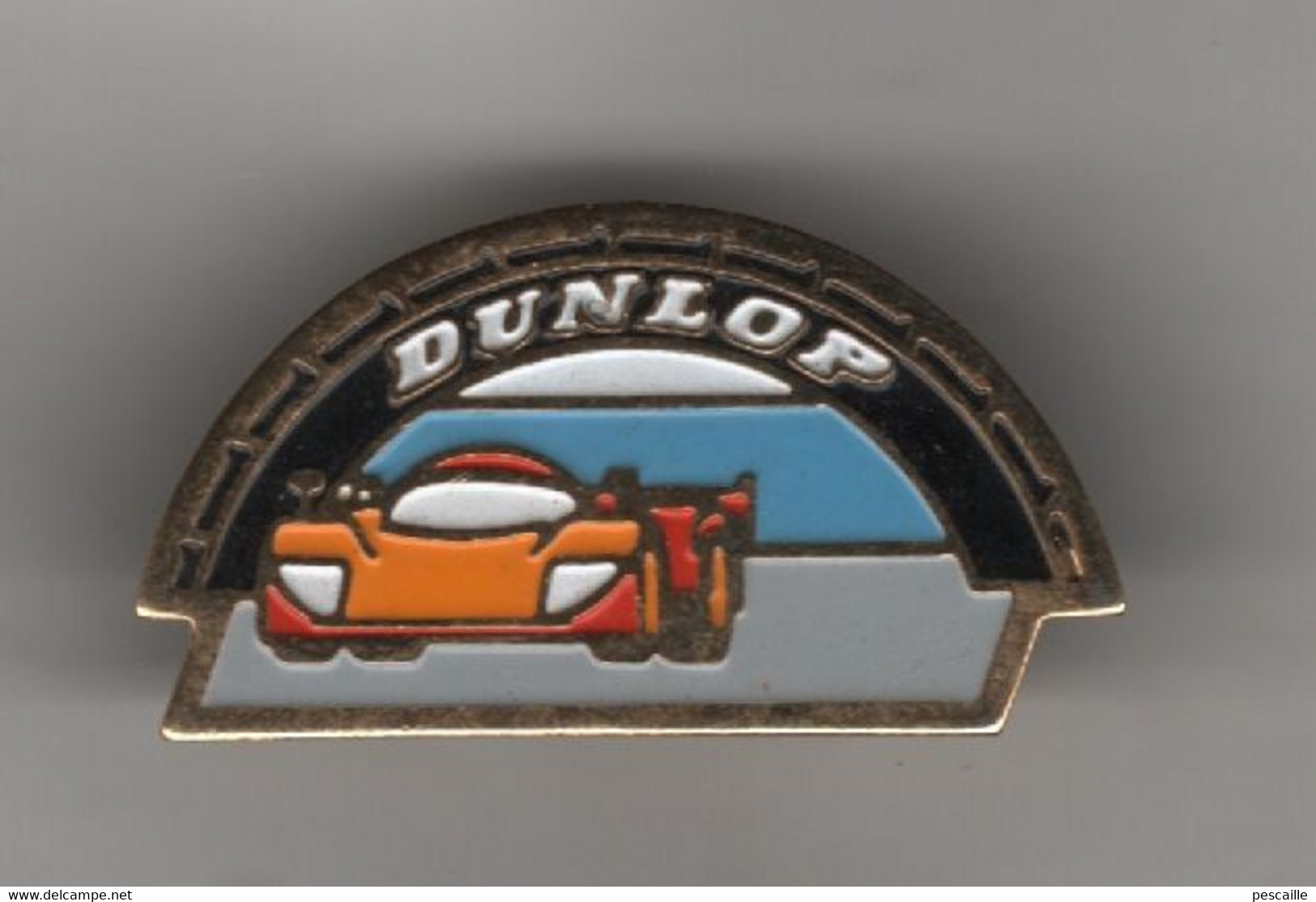 PINS PNEUS DUNLOP / COURSE AUTOMOBILE F1 - F1