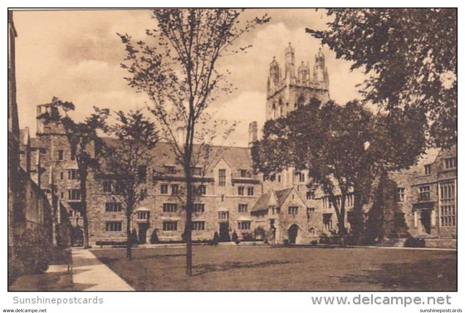 Connecticut New Haven Branford Court Looking Toward Graham Tower Yale University - New Haven