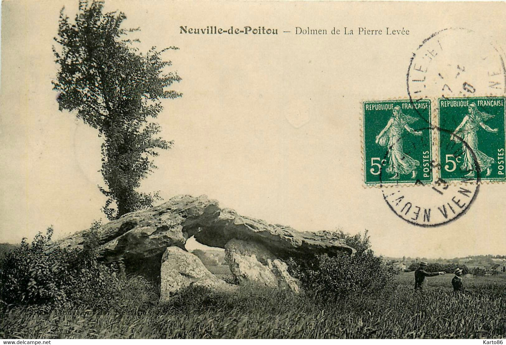 Neuville De Poitou * Dolmen De La Pierre Levée * Mégalithe Monolithe - Neuville En Poitou