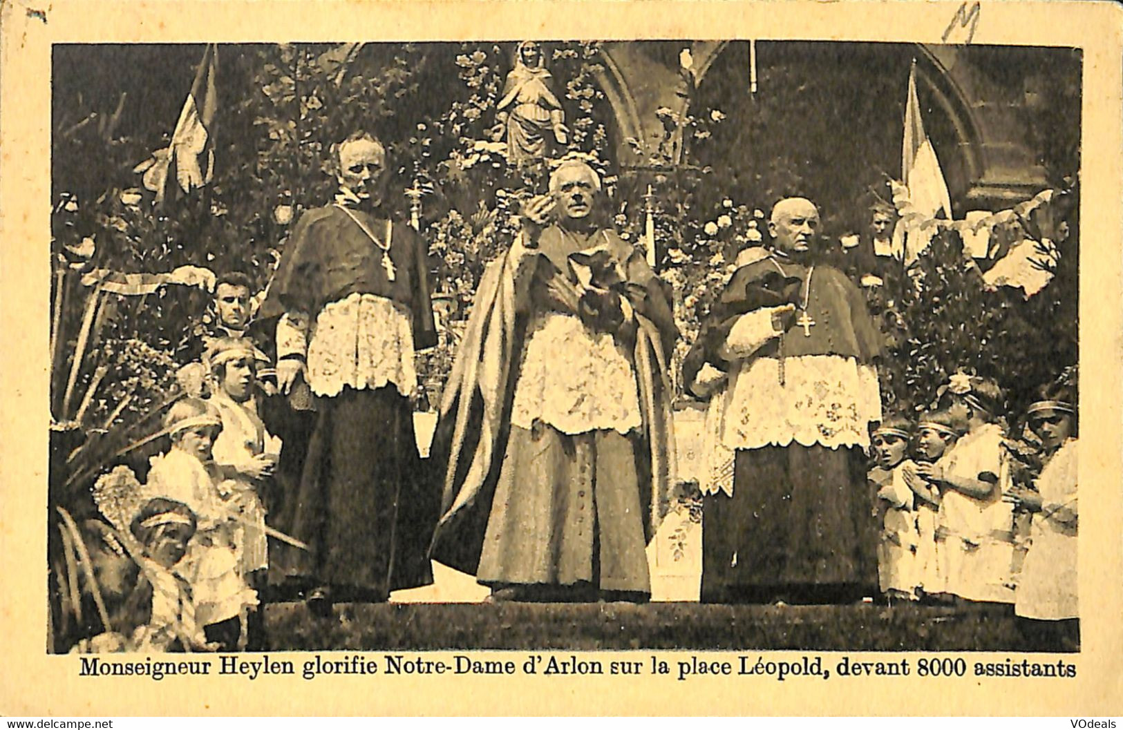 035 005 - CPA - Belgique - Monseigneur Heylen Glorifie Notre-Dame D'Arlon - Arlon