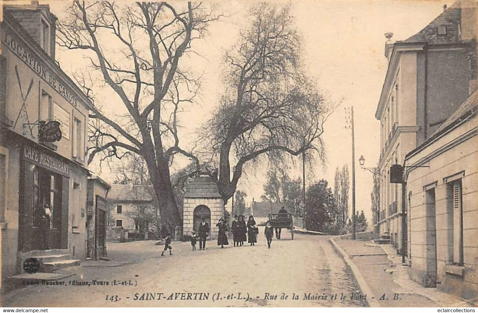 Saint-Avertin        37    Rue De La Mairie Et Le Pont. Café Restaurant Association De Canots   N° AB 143   (voir Scan) - Saint-Avertin