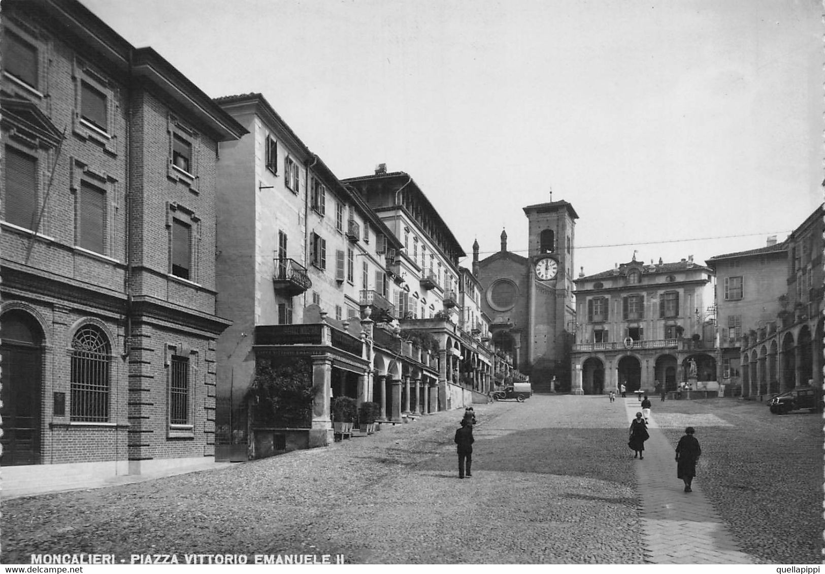 013249 "(TO)  MONCALIERI - PIAZZA VITTORIO EMANUELE II"   ANIMATA, VERA FOTO. CART NON SPED - Moncalieri