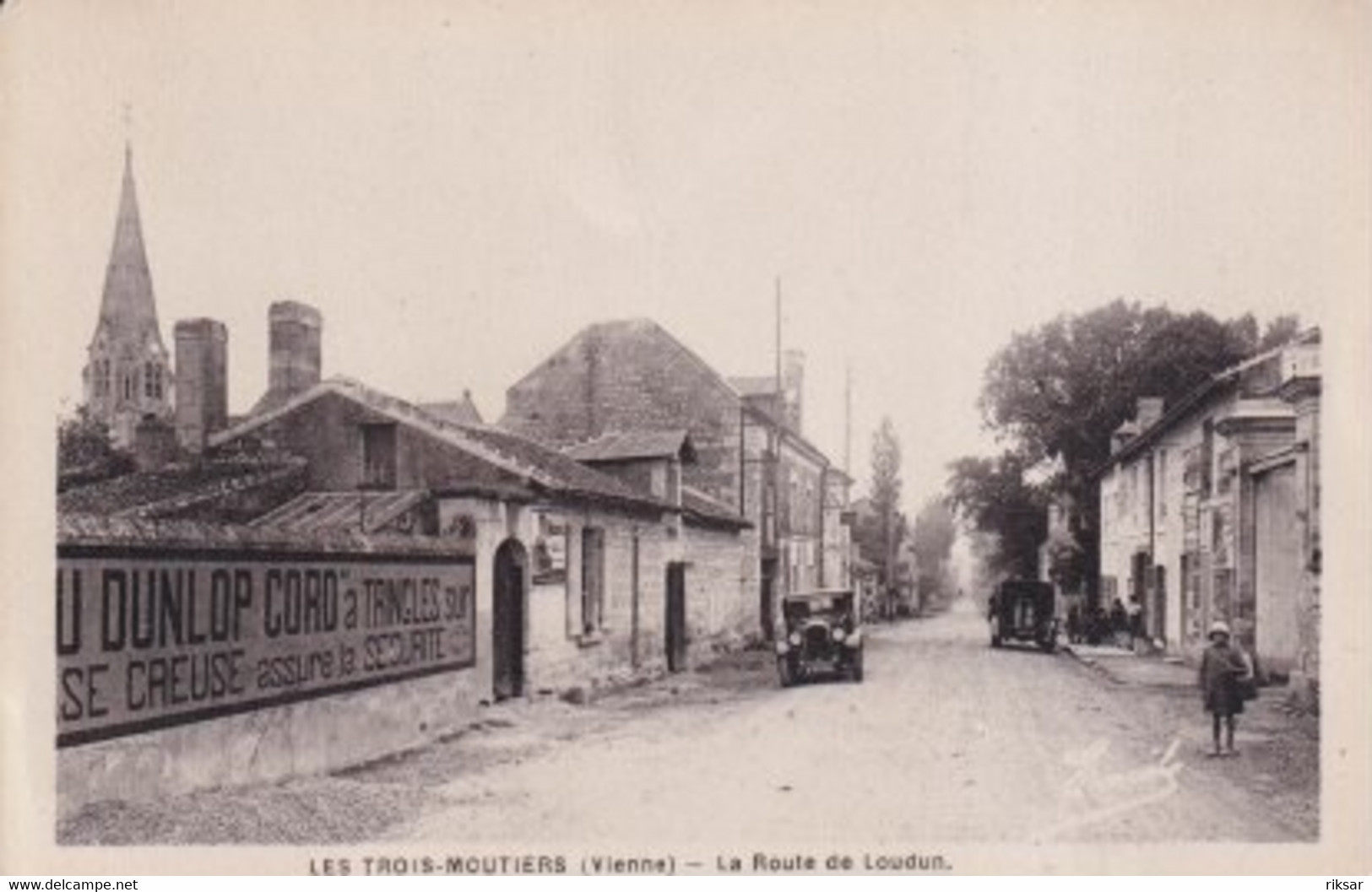 LES TROIS MOUTIERS - Les Trois Moutiers