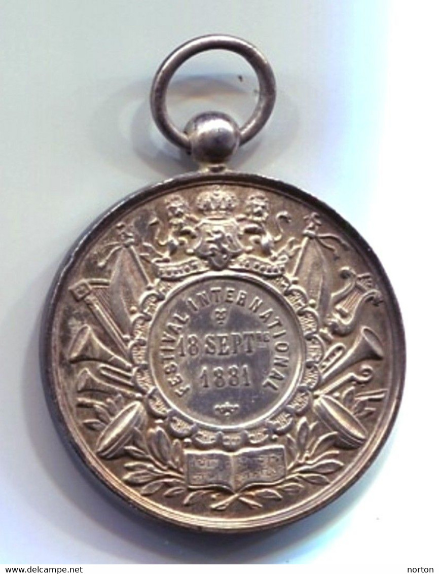 Médaille Tournai Festival International  1881 - 50mm étain - Autres & Non Classés