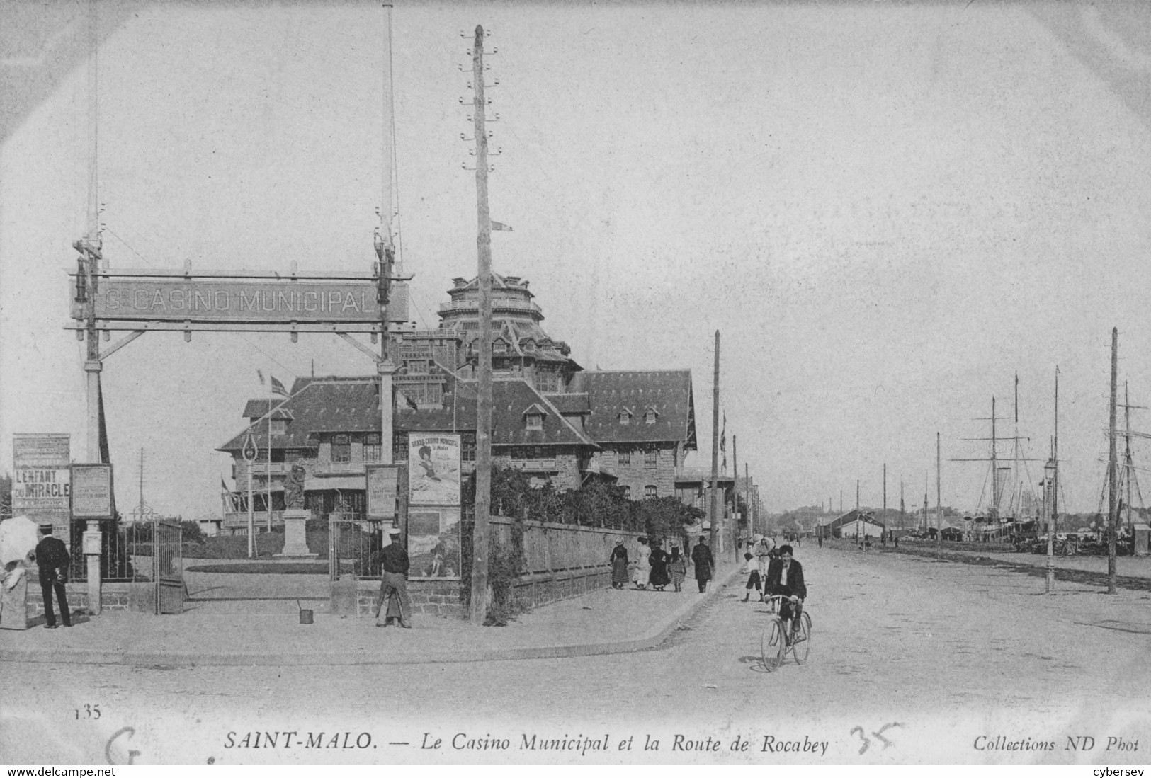 SAINT-MALO - Le Casino Et La Route De Rocabey - Cycliste - Programme Affiché - Saint Malo