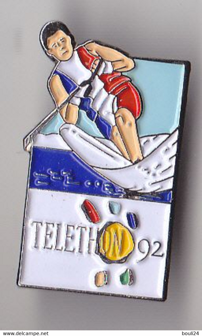 PIN'S THEME  SPORT  SKI NAUTIQUE   TLETHON 92 - Ski Nautique