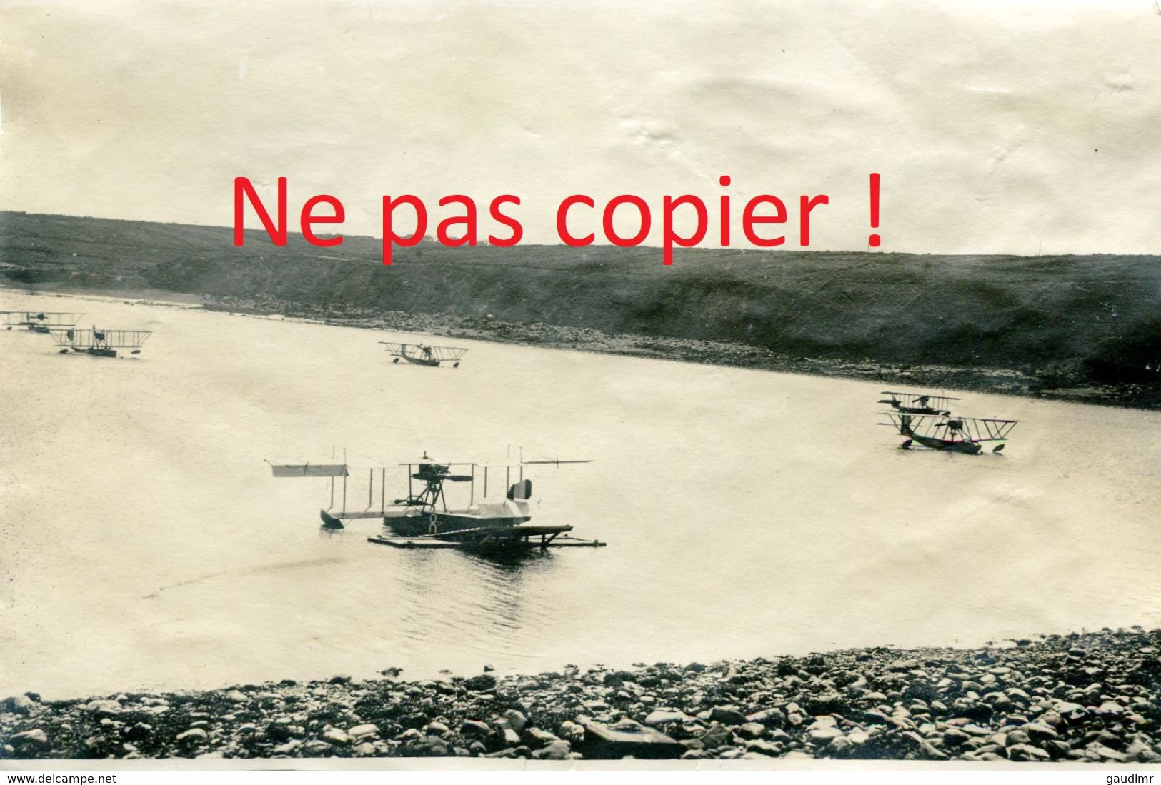 3 PHOTOS FRANCAISES FORMANT UN PANORAMA SUR LES HYDRO BIPLAN DU TERRAIN D'AVIATION DE CAMARET SUR MER BRETAGNE 1914 1918 - 1914-18