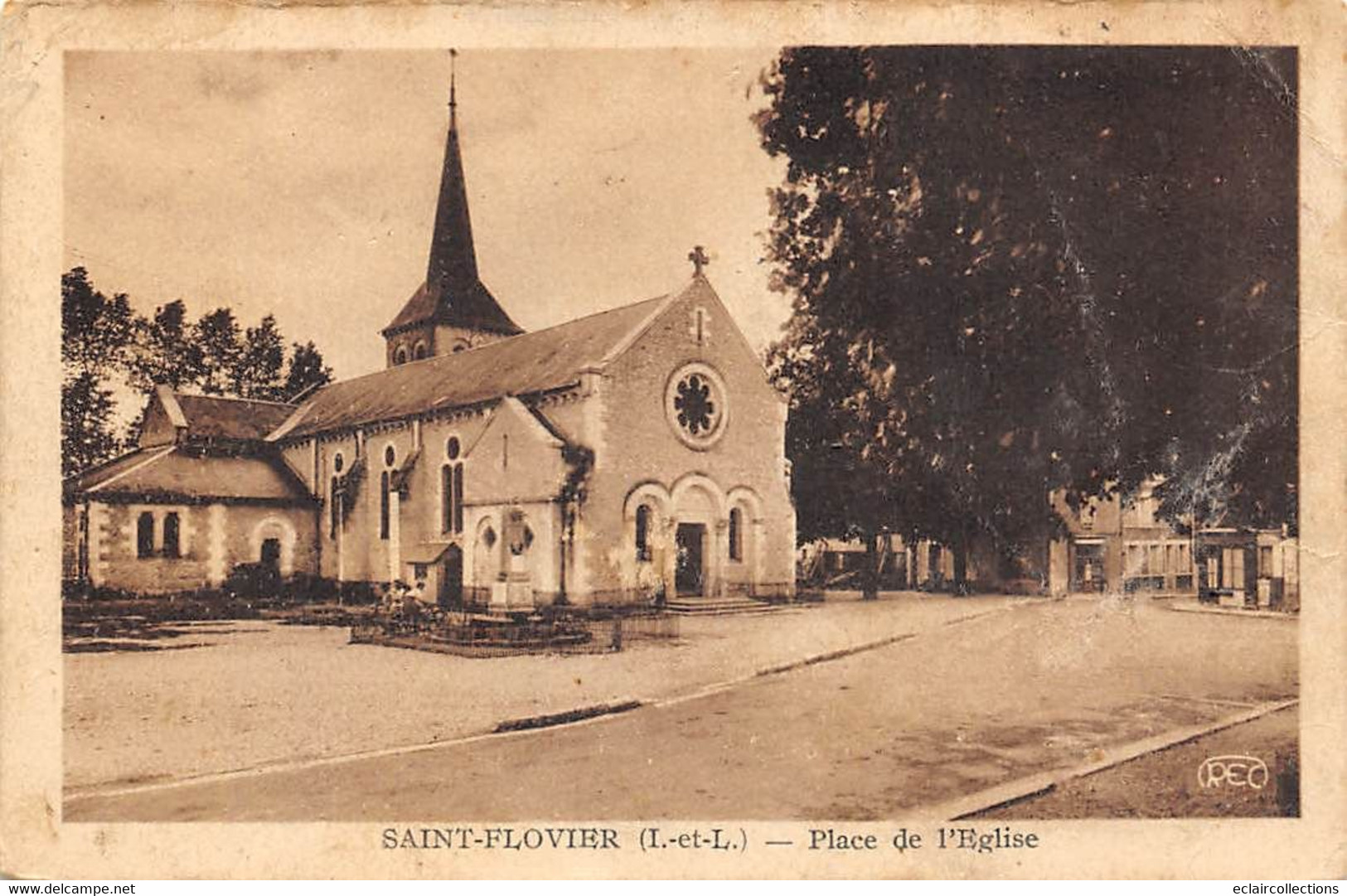 Saint-Flovier        37         Place De L'Eglise    -  1  -          (voir Scan) - Sonstige & Ohne Zuordnung