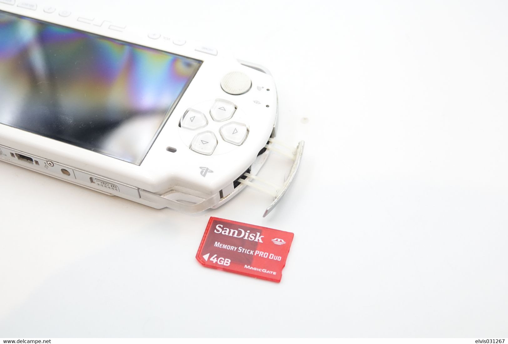 SONY PLAYSTATION PORTABLE PSP : CONSOLE WHITE 1003 - Handheld and Games - Tested And Working - With case and memory card