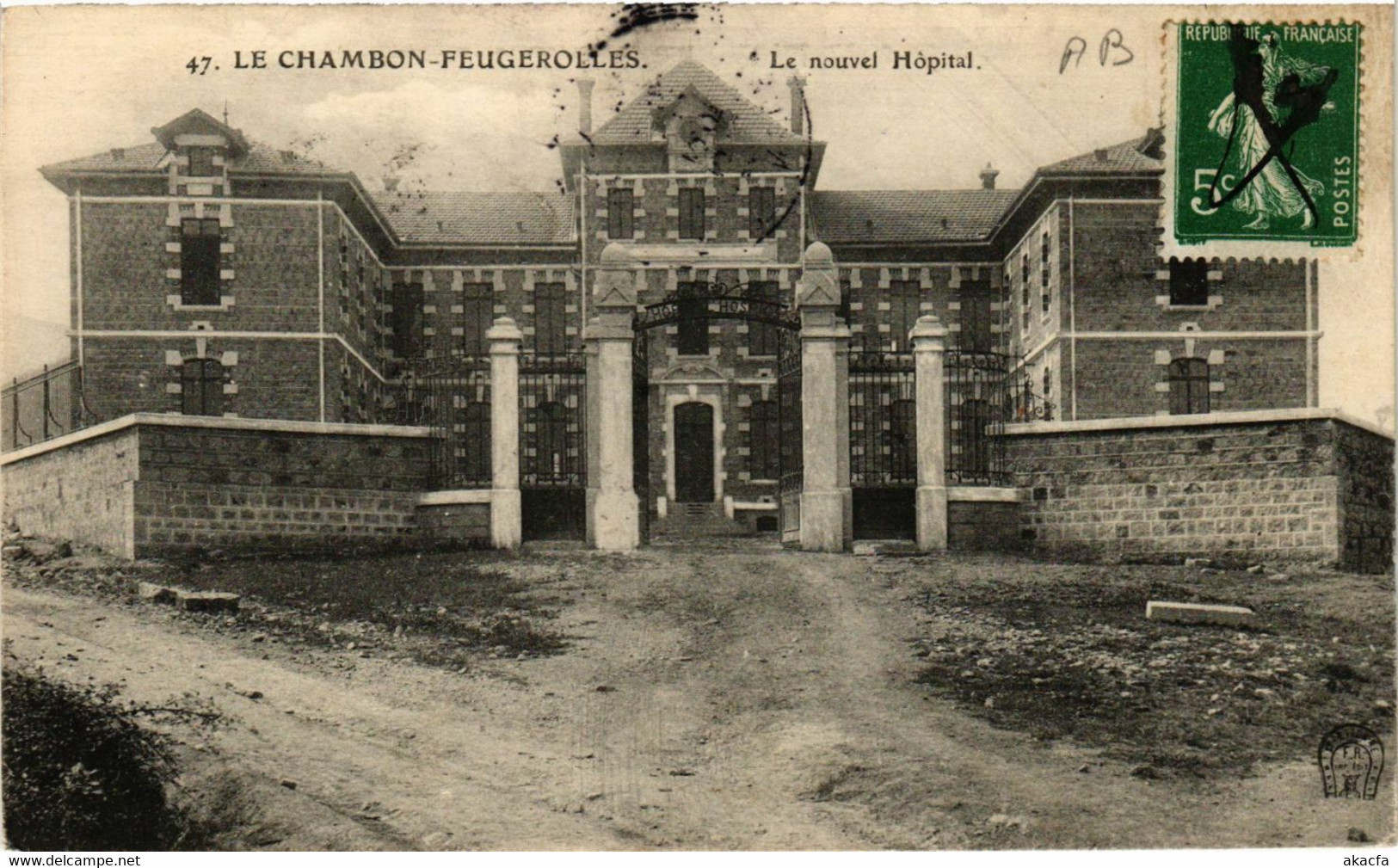 CPA Le CHAMBON-FEUGEROLLES - Le Nouvel Hopital (359880) - Le Chambon Feugerolles