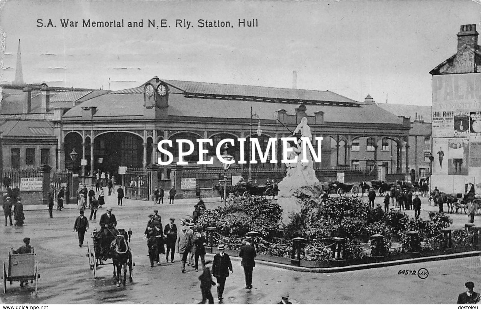 S.A. War Memorial And N.E. Rly. Station @ Hull - Hull