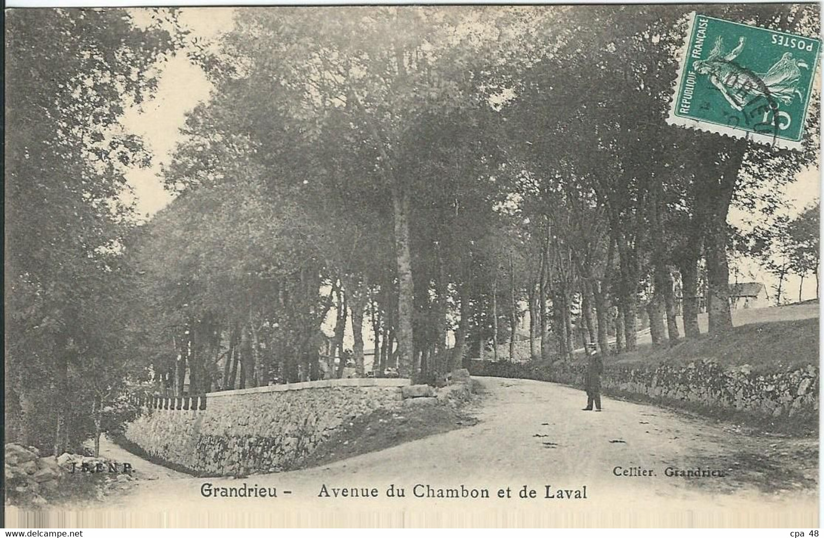 LOZERE : Grandrieu : Avenue Du Chambon Et De Laval - Gandrieux Saint Amans