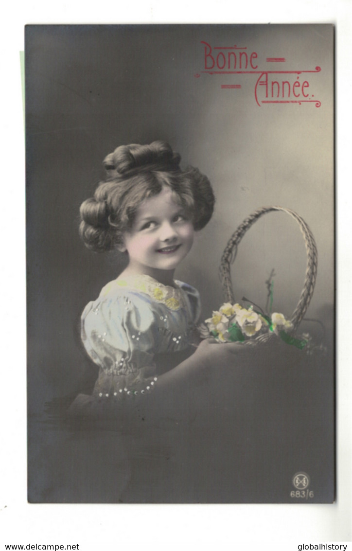 DG2346-  JEUNE FILLE  FILLETTE , ENFANT, GIRL , FAMOUS CHILD MODEL HAPPY SMILE REAL PHOTOCARD - Portraits