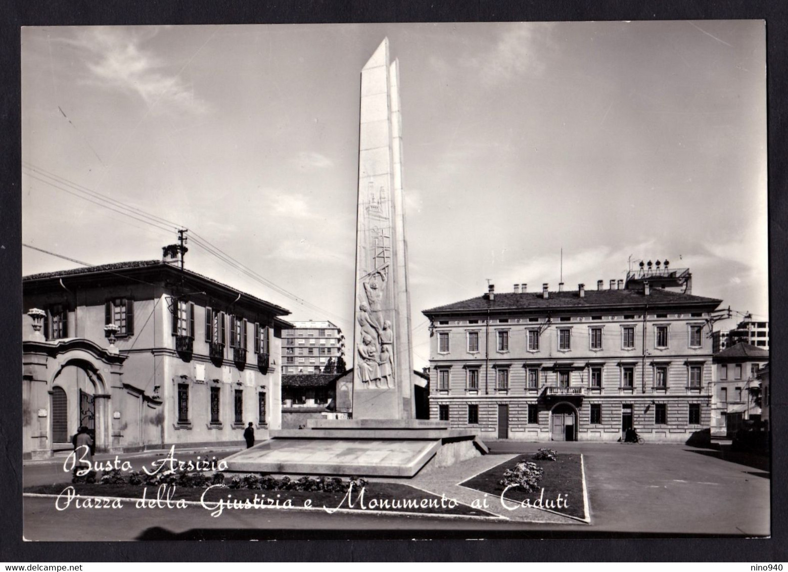 BUSTO ARSIZIO (VA) - Piazza Della Giustizia E Monumento Ai Caduti - F/G - N/V - Busto Arsizio