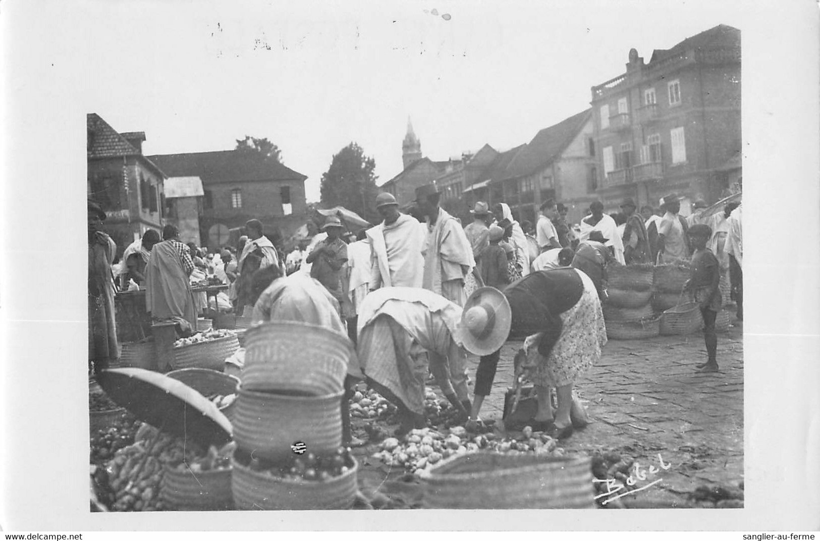 CPA MADAGASCAR ANTSIRABE MARCHE DU MERCREDI (cpa Rare - Madagaskar