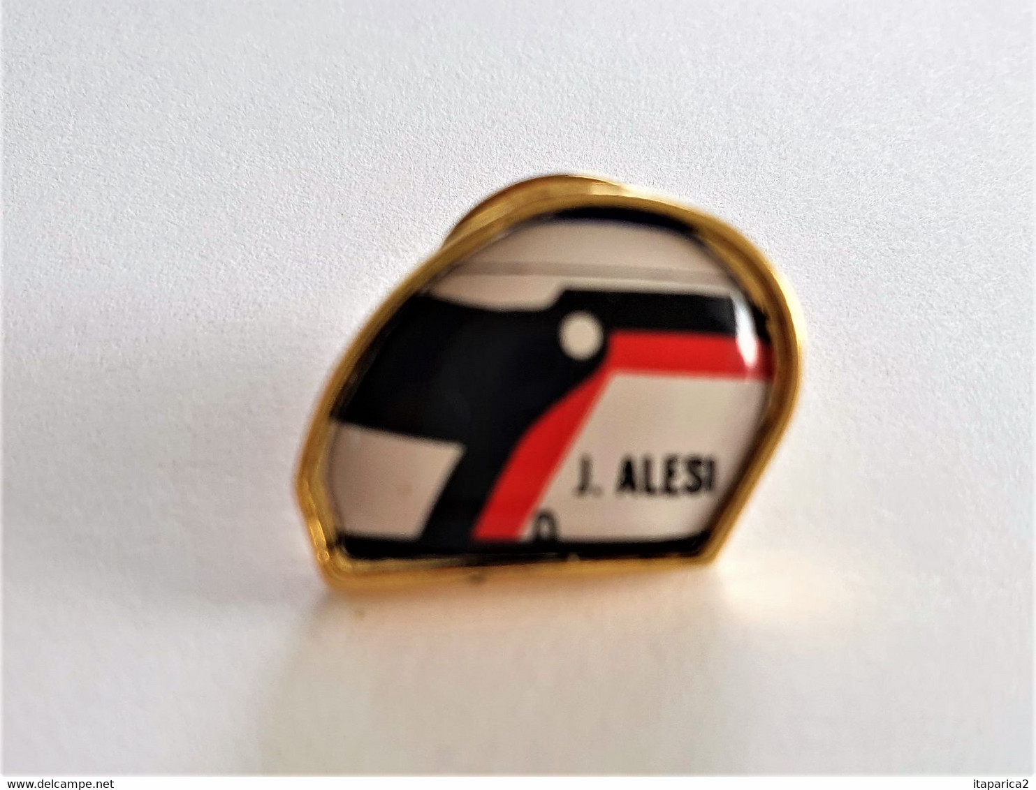 PINS CASQUE J. ALESI / Made In Italy / 33NAT - F1