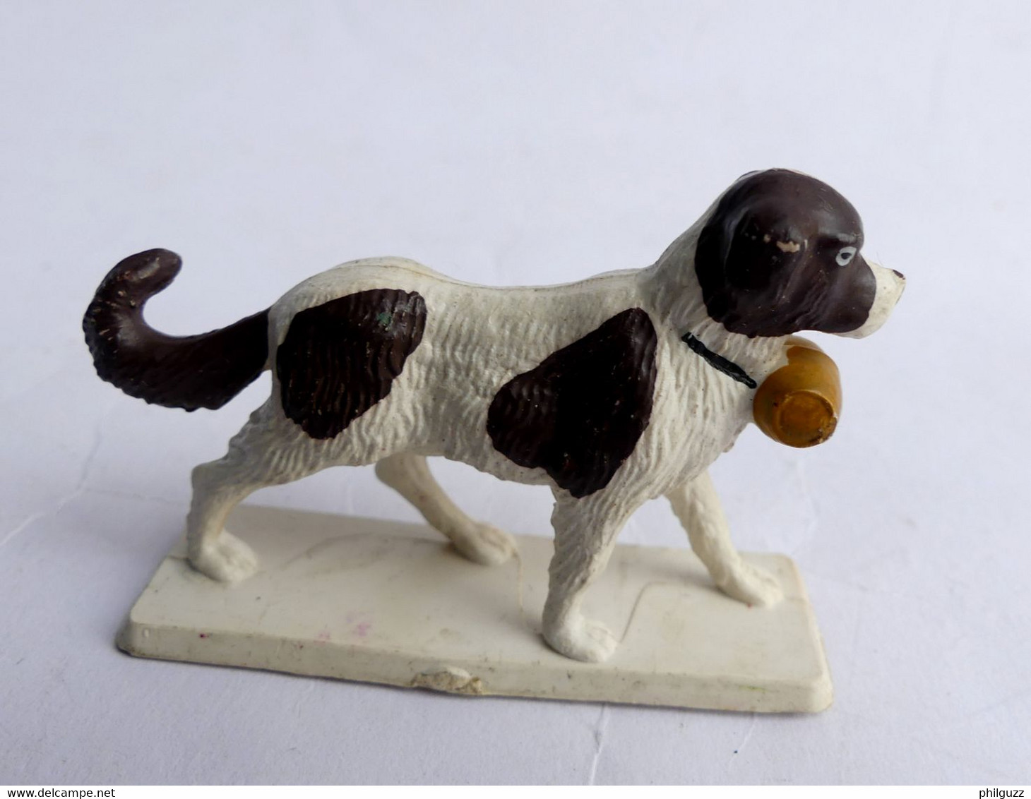 FIGURINE STARLUX CHIEN SAINT BERNARD 1968 - Starlux