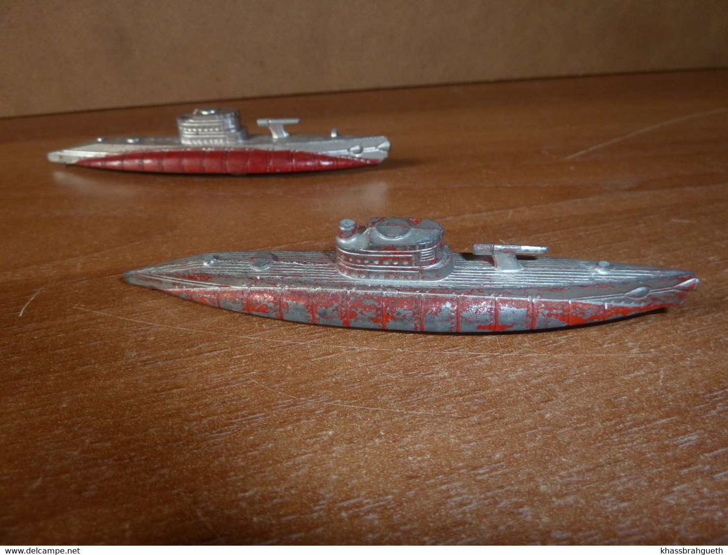 TOOTSIE TOYS - BOITE + SUBMARINE (2) DESTROYER (1) TROOP TRANSPORTER (1) (MADE IN UNITED STATES)