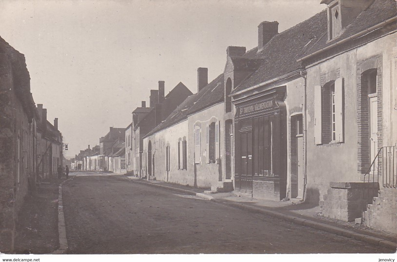 CARTE PHOTO MARCILLY LE HAYER RUE ,"SOCIETE TROYENNE D'ALIMENTATION " JOLI PLAN  REF 72458 - Marcilly