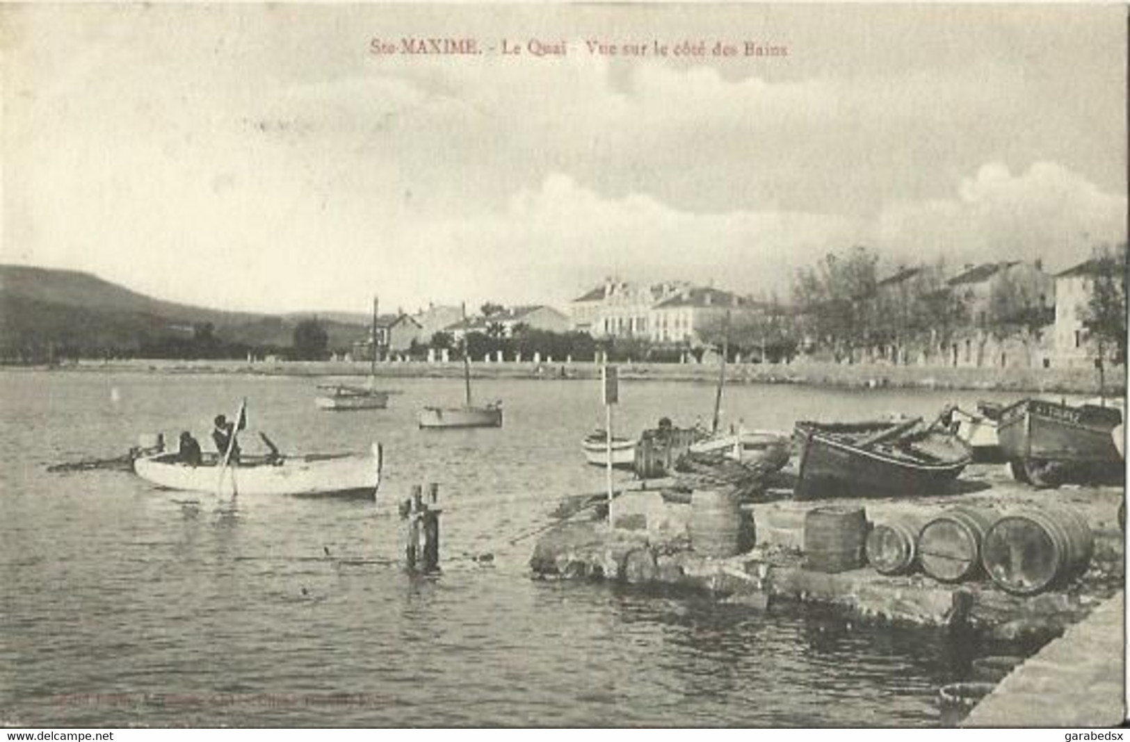 CPA De SAINTE-MAXIME - Le Quai - Vue Sur Le Côté Des Bains. - Sainte-Maxime