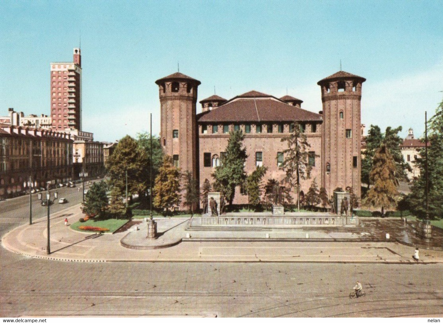 TORINO - PIAZZA CASTELLO - PALAZZO MADAMA DALLA PORTE MEDIOEVALE -  F.G. - Palazzo Madama