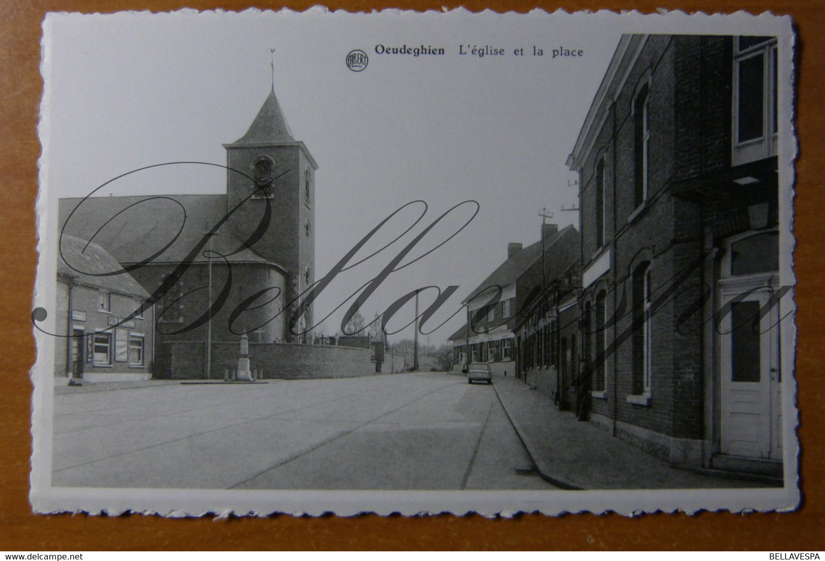 Oeudeghien. Eglise Et La Place. - Frasnes-lez-Anvaing