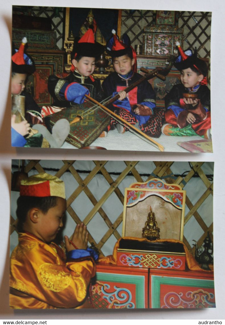 13 cartes postales Mongol Costumes Center enfants en costume traditionnel Mongolie Mongolia