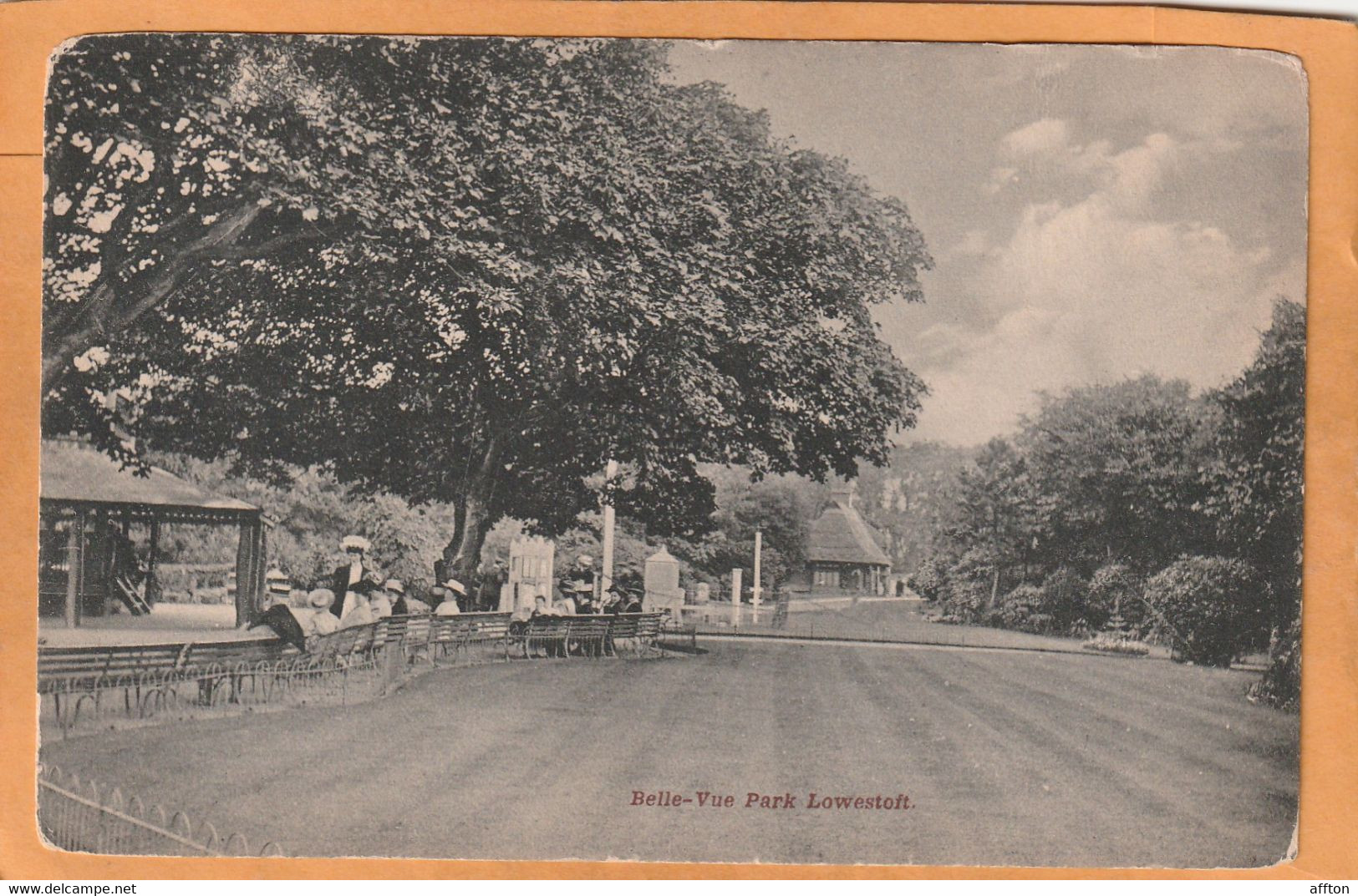 Lowestoft UK 1908 Postcard - Lowestoft
