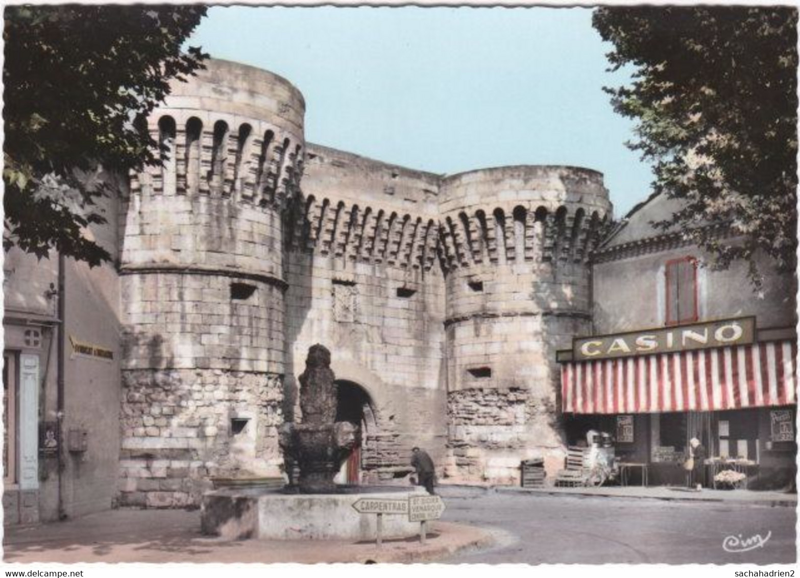 84. Gf. PERNES-LES-FONTAINES. La Porte De Villeneuve. 408 - Pernes Les Fontaines