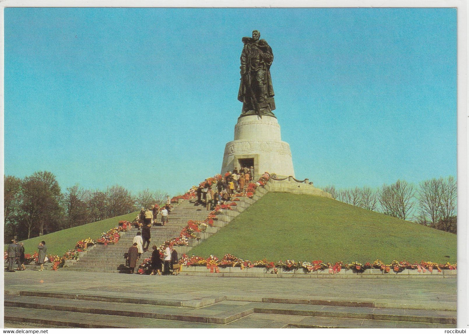 Berlin, Sowjetisches Ehrenmal Im Treptower Park - Treptow