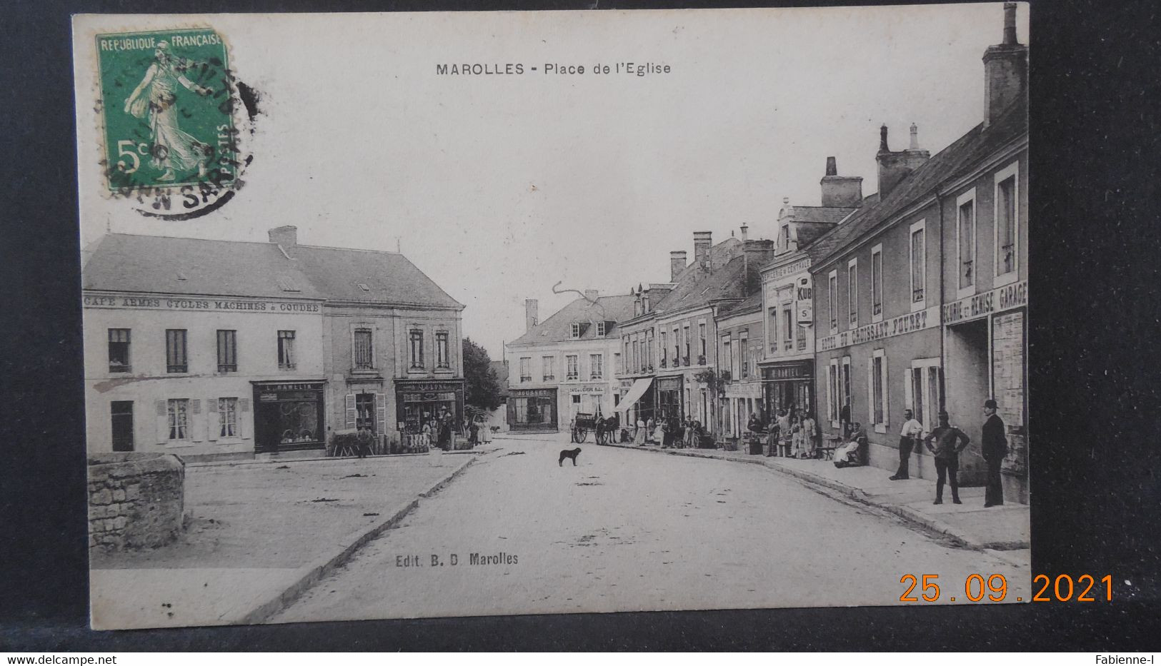 CPA - Marolles - Place De L'Eglise - Marolles