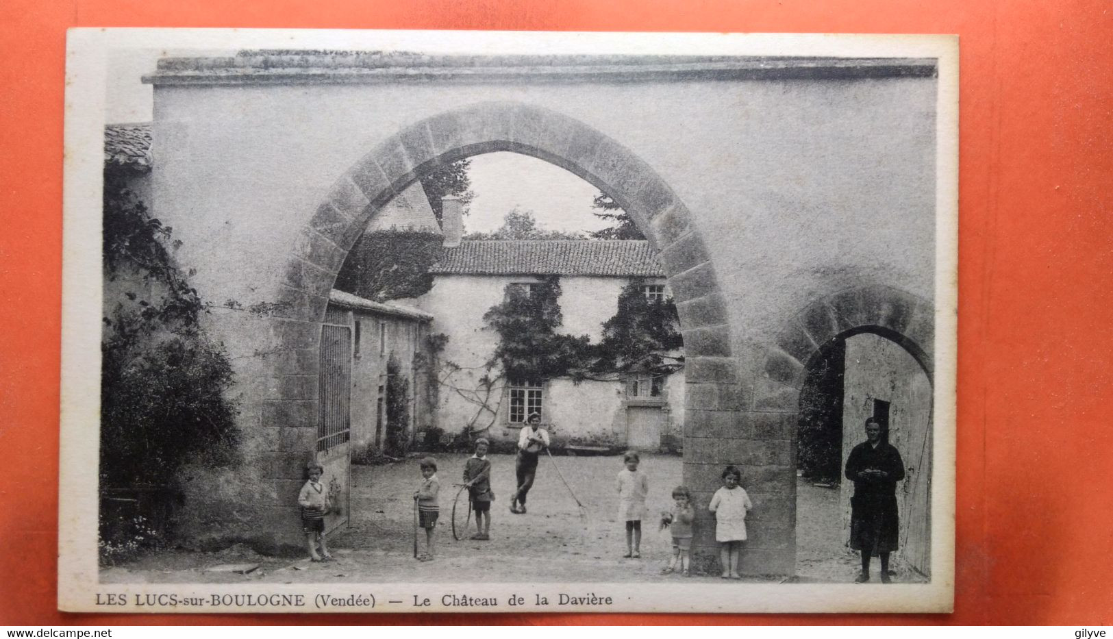 CPA (85) Les Lucs Sur Boulogne. Le Château De La Davière.  Animation .    (AB.1064) - Les Lucs Sur Boulogne