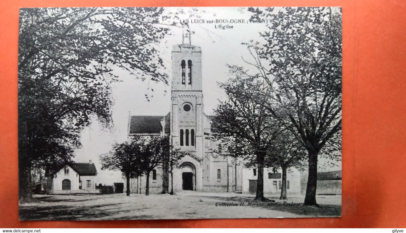 CPA (85) Les Lucs Sur Boulogne. L'église.     (AB.1082) - Les Lucs Sur Boulogne