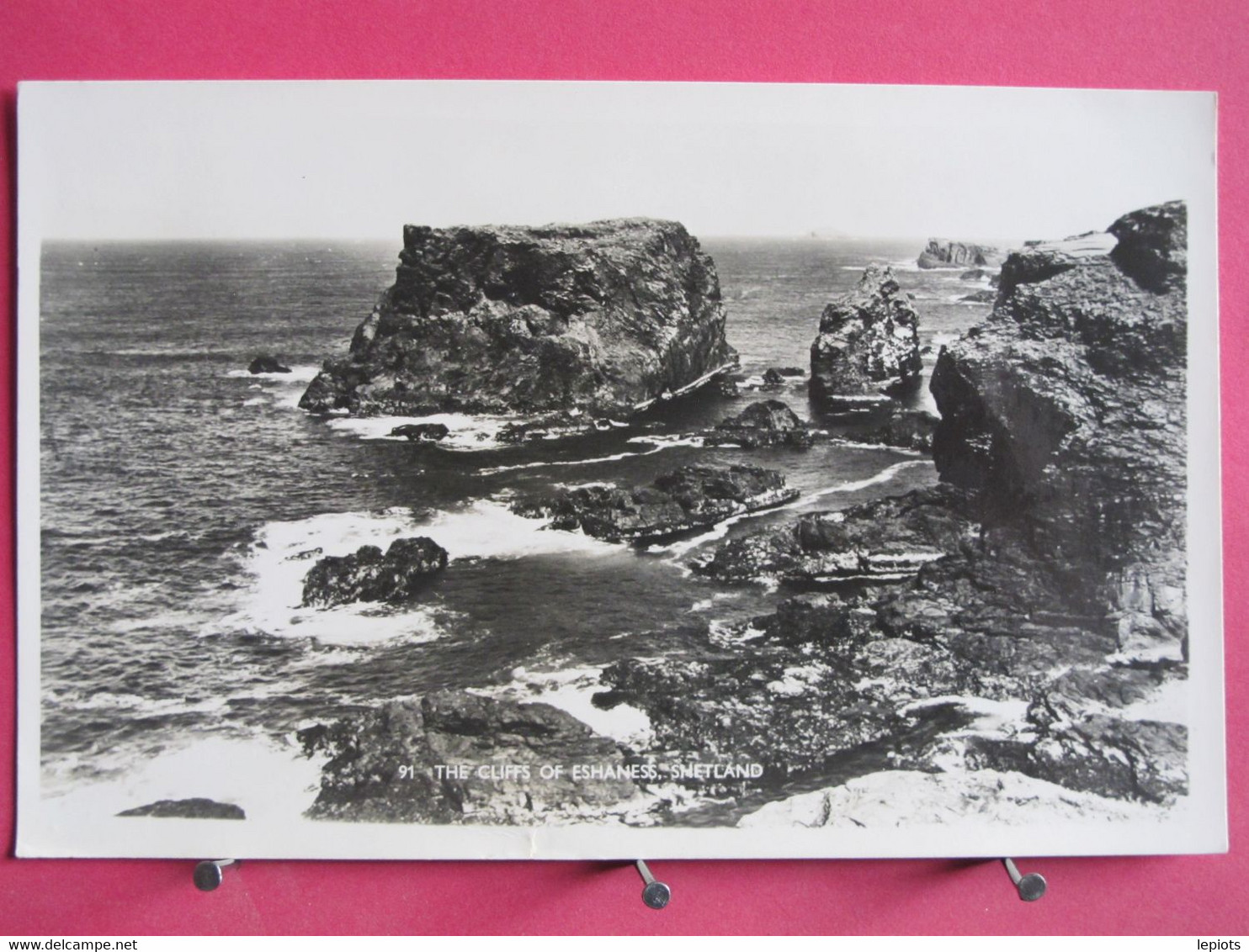 Visuel Très Peu Courant - Ecosse - The Cliffs Of Eshaness - Shetland - R/verso - Shetland