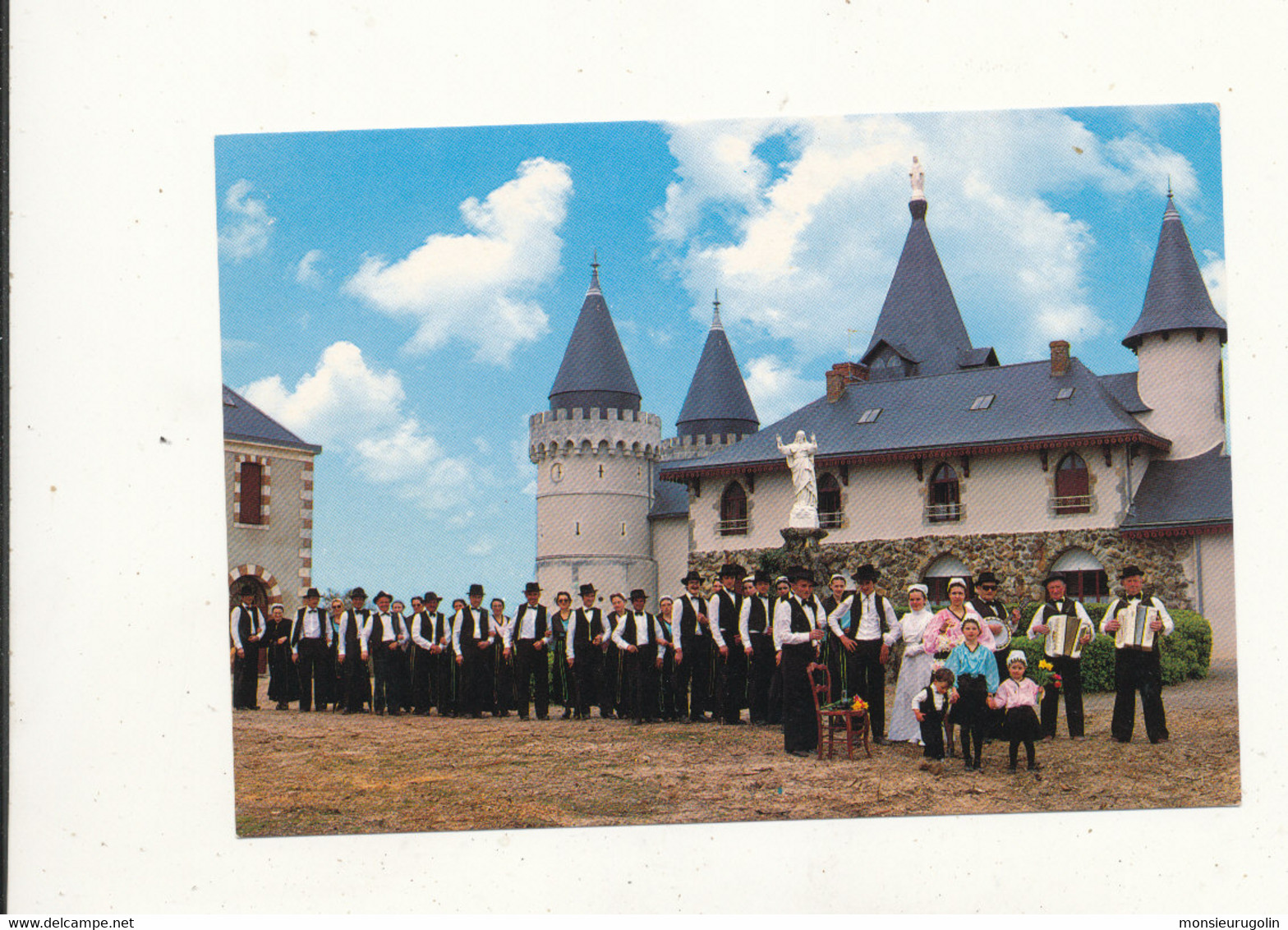 85 )) TALMONT SAINT HILAIRE    Groupe Folklorique Du Sud Vendée  La Pastourelle Talmondaise   Cpsm Grand Format - Talmont Saint Hilaire