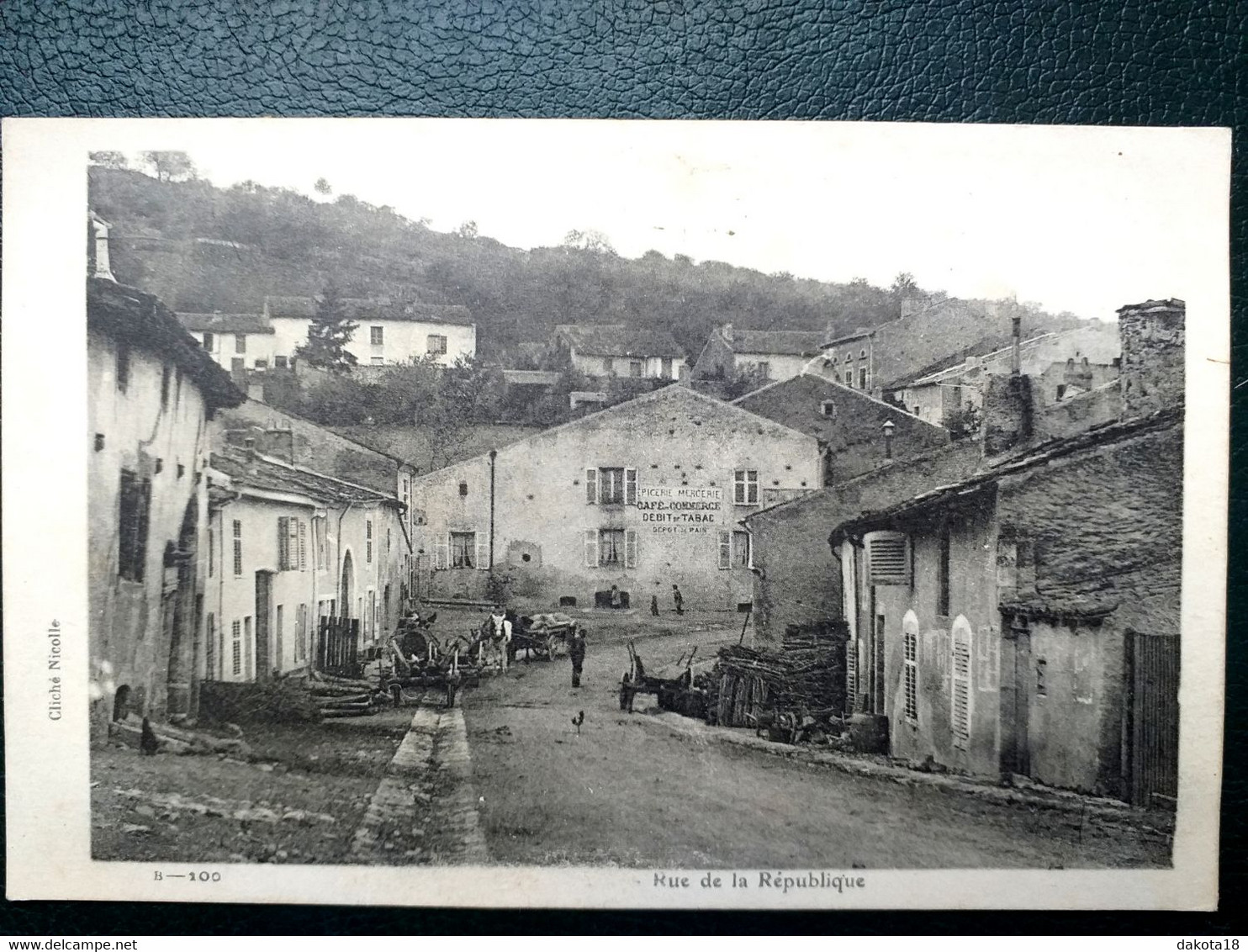 54 ,sexey Aux Forges ,rue De La République En 1918..nom Effacé En Bas Cause Guerre - Andere & Zonder Classificatie